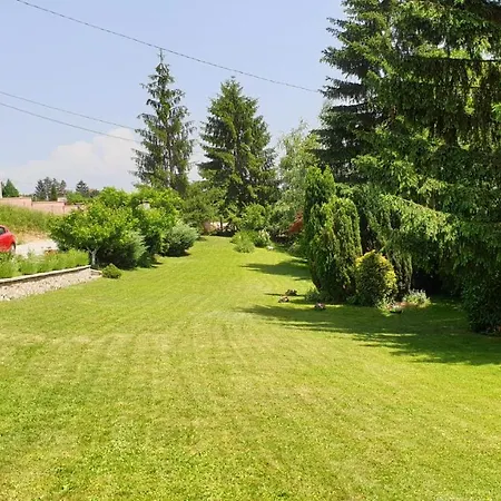 Country house Country House Garden Rakovica